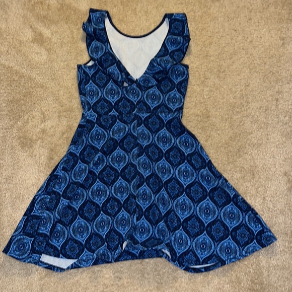 Francesca’s Dress - Picture 3 of 3